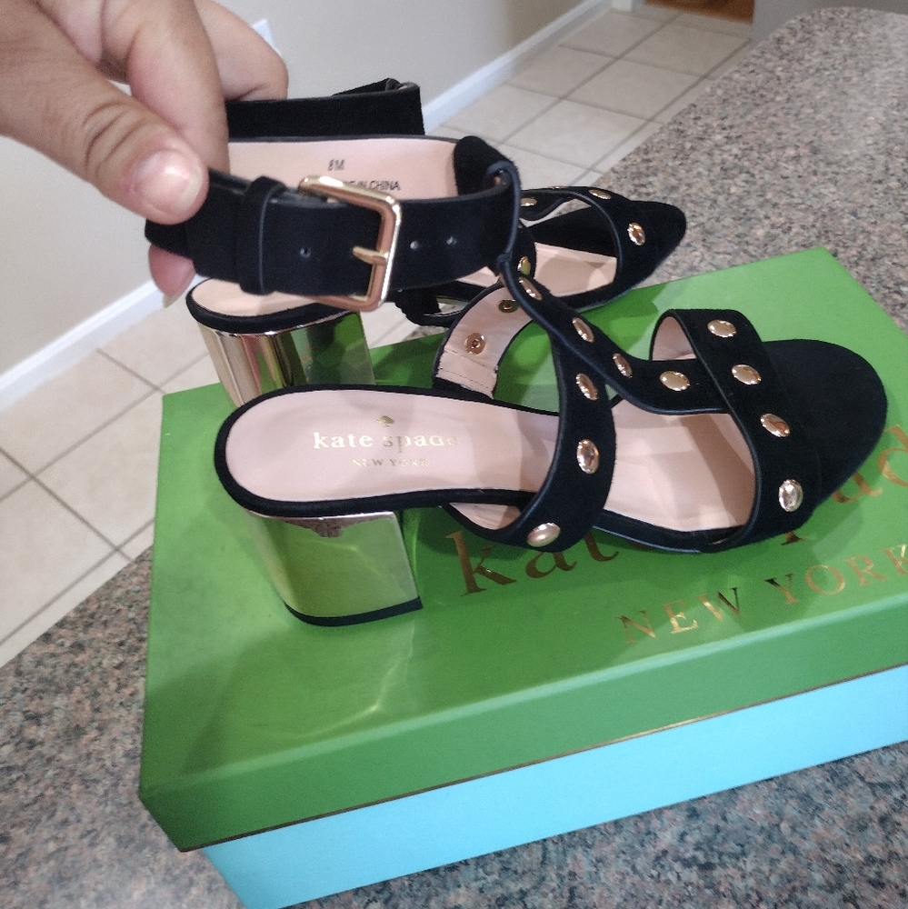 NWT Kate Spade Oakwood City Studded Suede & Gold Wedge Chunky Heel Sandal - Picture 4 of 9